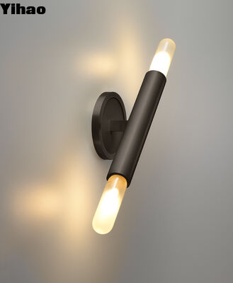 kopen Yihao Classic Brass Wand Sconce met 2700K Warm White Light en Modern Design voor woonkamer online vervaardiging
