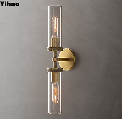 Hardwired Chic wandverlichters met messing afwerking voor verfijnde ruimtes